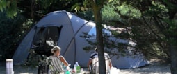 Pitch - Pitch Without Electricity - Camping La Bosse