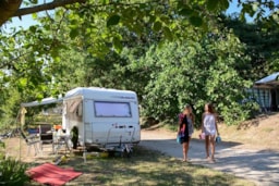 Camping Les Restanques - image n°2 - Roulottes