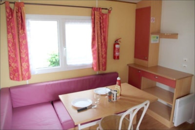 Mobile Home Economique (2 bedrooms) 20-27m² + wooden terrace (10-17 years)