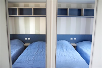 Mobile Home Economique (3 bedrooms) 32-35m² + wooden terrace (new 2016 - 10 years)
