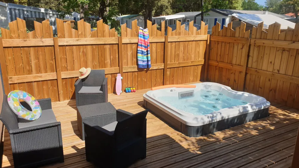 Location - Cottage Trio Standing- Tv- Lave Vaisselle- 2 Salles D'eau Avec Spa Privatif - Camping Le California