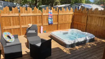 Mietunterkunft - Mobil-Home Confort 3 Zimmer - Terrasse- Tv - Camping Le California