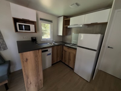 CALIFORNIA CONFORT + 2-bedroom dishwasher