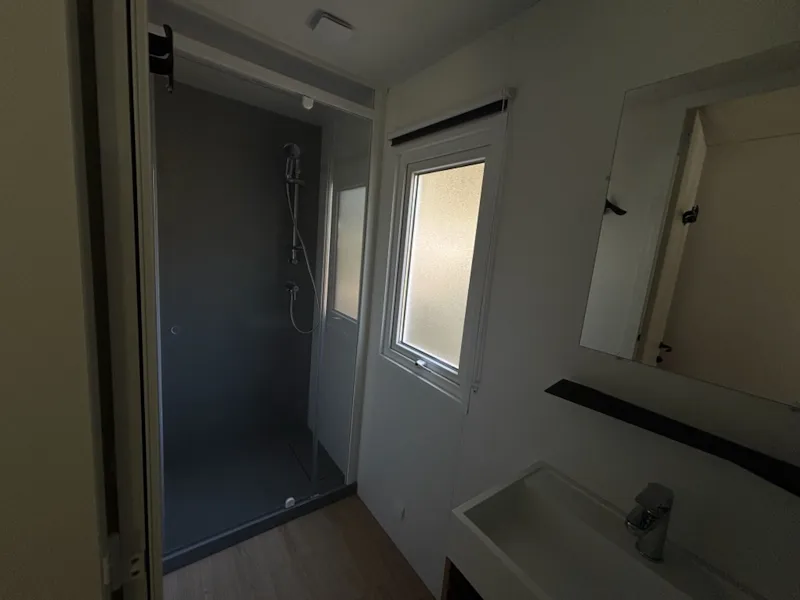 California Confort + Lave-Vaisselle 2 Chambres
