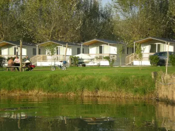 Mietunterkunft - Mobilheim 4+2 - Iron Gate Marina 3B