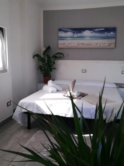 B&B — 2