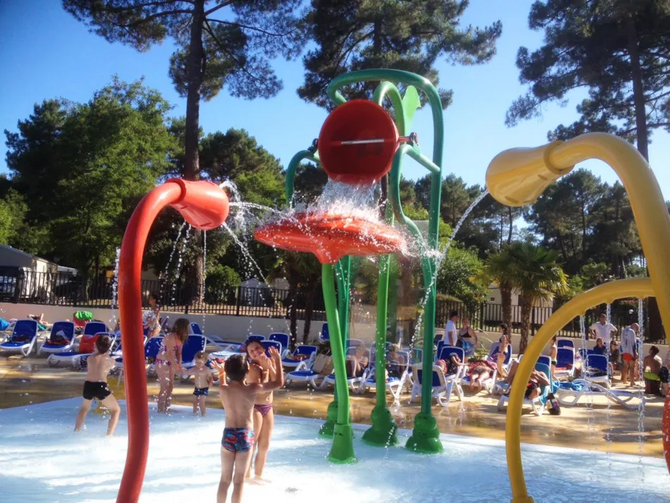 Camping Eden Villages Palmyre Loisirs