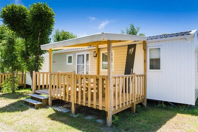 Mietunterkunft - Mobilheim Confort 2 Schlafzimmer Mit Halb Überdachter Holzterrasse - Camping Eden Villages Palmyre Loisirs