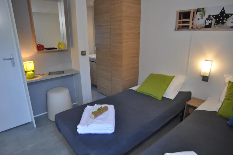 Premium 2 Suites Parentales Clim Tv Lv Wifi  Terrasse 2 Mini Chalets (4 P)