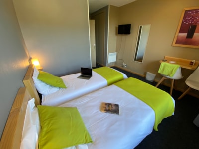 room in stopover gite