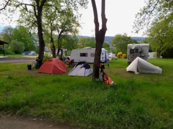 Stellplatz - Emplacement Tente - Camping de la Croze