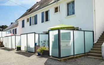 Mietunterkunft - Ferienwohnungen N° 1 - 2 (1 Zimmer) - Camping CROMENACH