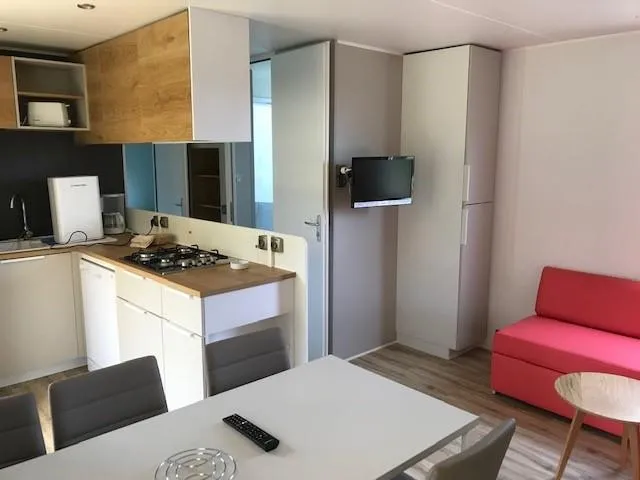 Cottage Premium 40M² Spa Privé - Vue Nature  - 3 Ch - Tv - 2 Sdb - Borne Recharge -