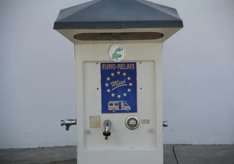 Forfait Confort Avec Éléctricité Voiture + Tente / Caravane Ou Camping Car