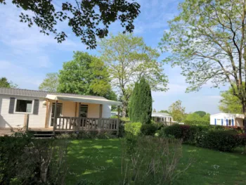 Mietunterkunft - Mobilheim Confort 33M² - 2 Zimmer (Behindertengerechtes) Mit Innen Schwimbad - Camping TY NENEZ