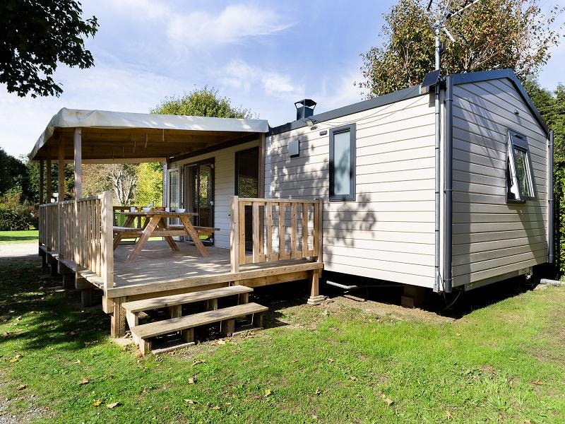 Mobilheim Confort Plus - 2 Zimmer - Halbüberdachte Terrasse