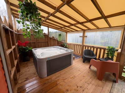 Premium cottage with private spa - nature view - 2 bedrooms - 2 bathrooms - charging station — 1