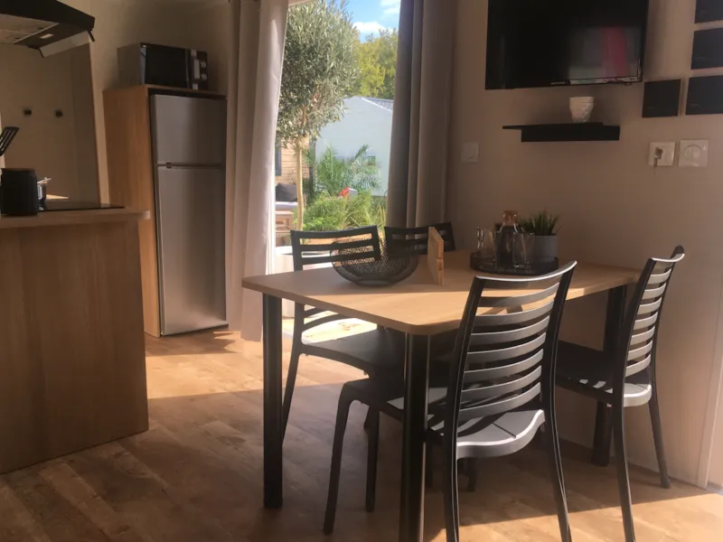 Mobil-Home 2 Chambres Premium 32M2 Avec Terrasse Couverte De 18M2 Lave Vaisselle ,2 Transats