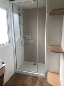 Mobil-Home 2 Chambres Premium 32M2 Avec Terrasse Couverte De 18M2 Lave Vaisselle ,2 Transats