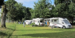 Camping du Lac au Duc  - image n°3 - Roulottes