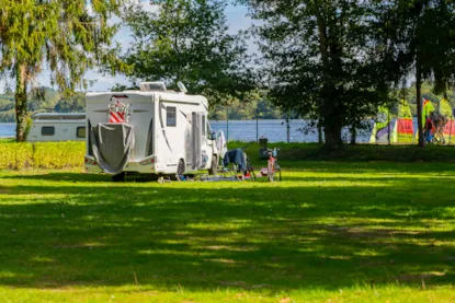 Piazzola Nature (1 Tenda, Roulotte, Camper / 1 Auto)