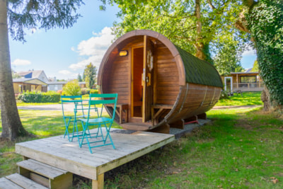 Barrel cocooning room — 2