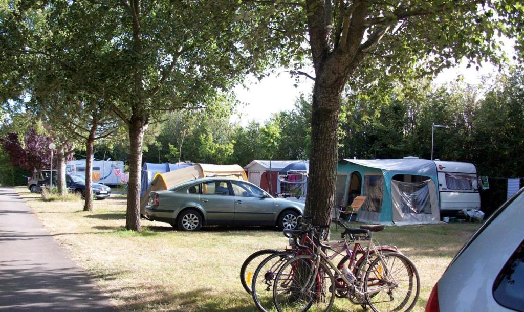 Emplacement - Emplacement 2 : Piéton / Vélo + Tente - Camping de Ker-Lay