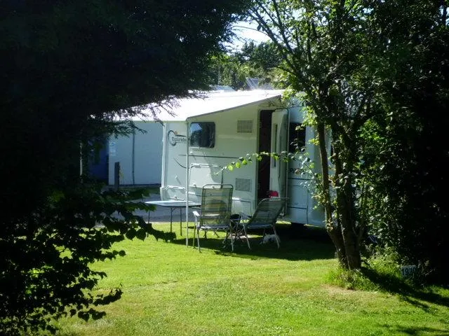 Emplacement Véhicule Ou Caravane Ou Camping-Car