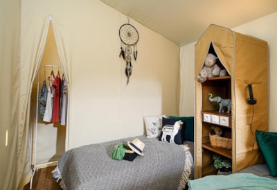 Jungle Lodge tent (without private bathroom) — 5