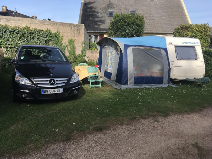 Emplacement 80-100M² Avec Électricité 6A