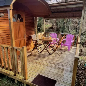 Mietunterkunft - Wohnwagen 11 M² - 1 Zimmer + Terrasse 7 M² (Haustiere Verboten) - WEST CAMPING