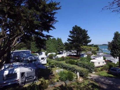 Piazzola Le Belvédère : Tenda, Roulotte O Camper + Elettricità