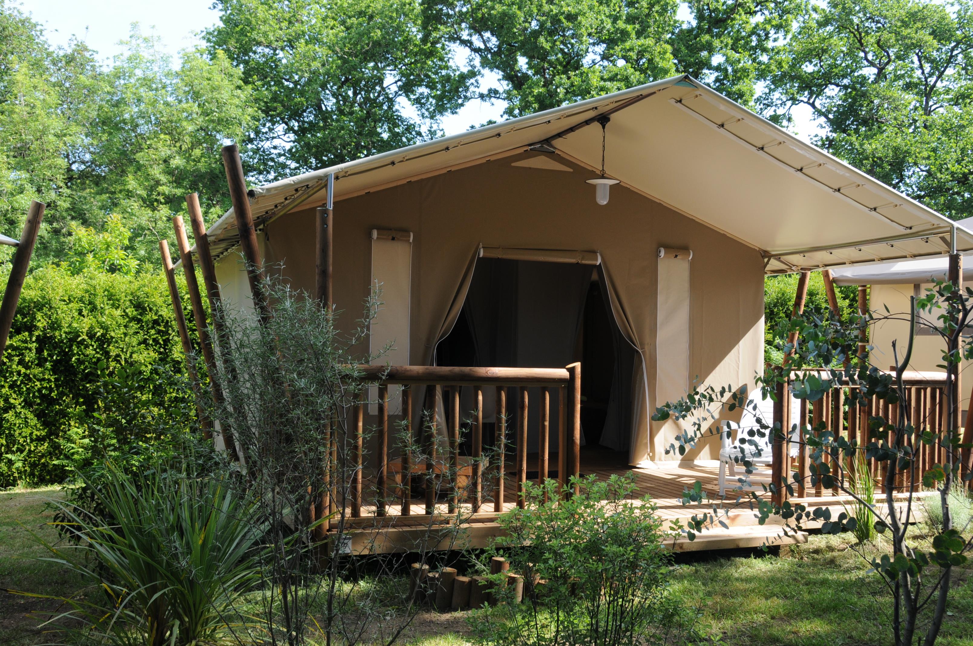 Lodge Hoedic CONFORT  21m² (zonder sanitair) (2 slaapkamers-5 personen) + Overdekt terras