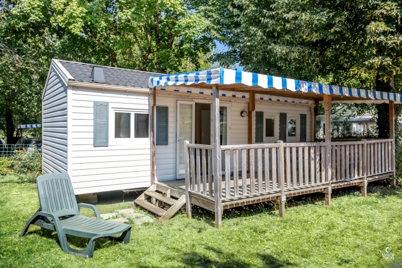 Stacaravan Berric STANDARD 27m² (2 slaapkamers) + Overdekt terras + TV