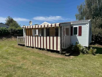 Mietunterkunft - Mobile Home 3 Chambres Petit Prix - Domaine du Launay