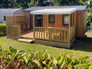 Mietunterkunft - Mobilheim Cabane   24,5 M2 - 2 Zimmer- Halbüberdachte Terrasse - Camping Gouelet Ker