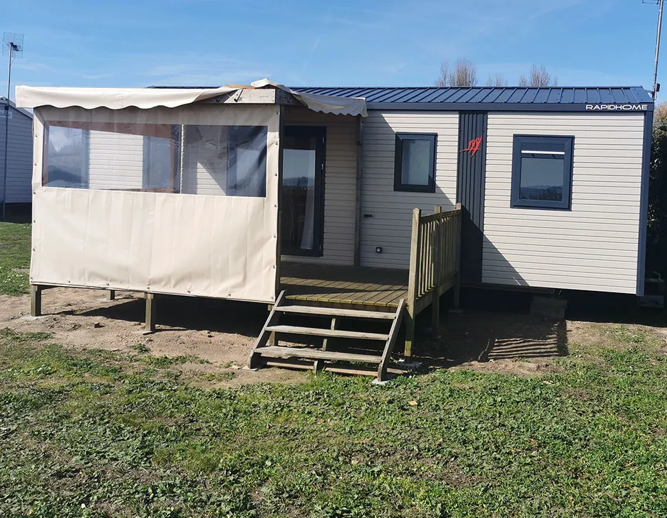 Location - Mobil-Home Grain De Sel N°61 - 34M² Terrasse Couverte Face À La Mer - Camping  LES GOELANDS