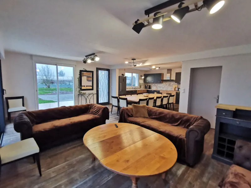 Gîte Grand Breizh 15 Couchages , 3 Bébés.