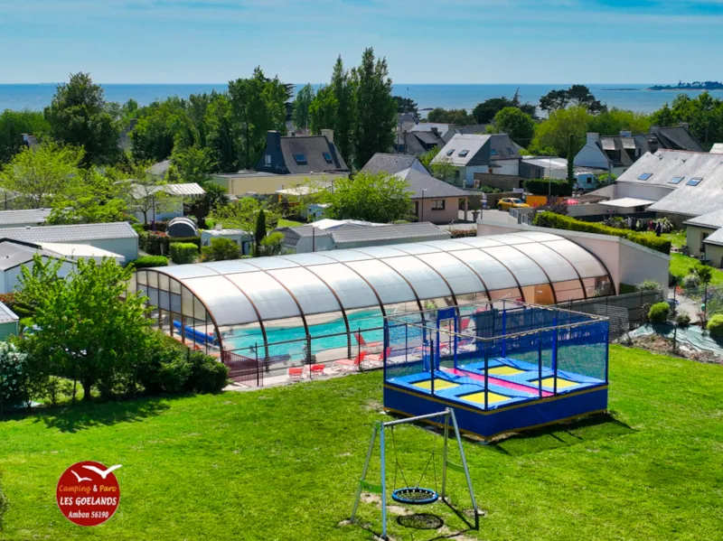 Emplacement  Camping Parc *** (Coté Piscine)