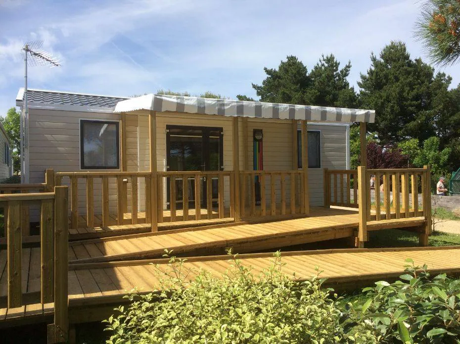 Mietunterkunft - Mobilheim Behindertengerecht 2 Zimmer - Camping Le Dolmen