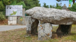 Camping Le Dolmen - image n°4 - Roulottes