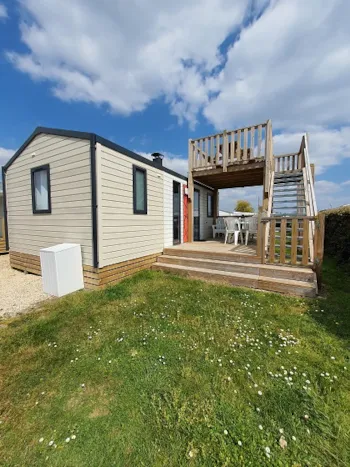 Mietunterkunft - Mobilheim Bermudes 2 Schlafzimmer - Camping PRESQU'ILE DE PENERF