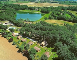 Camping Les Chalets de Dordogne - image n°1 - Roulottes