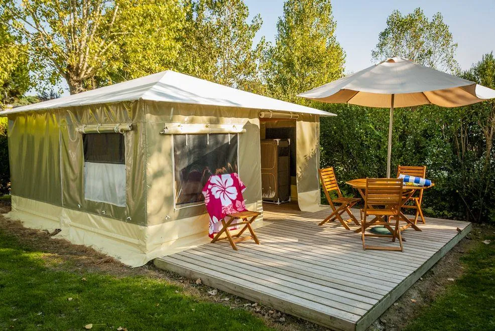 Location - Bungalow Toilé Caraïbe - Camping L'Evasion