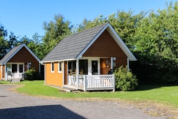 Accommodation - Big Wooden Cabin 25M² - Lægårdens Camping