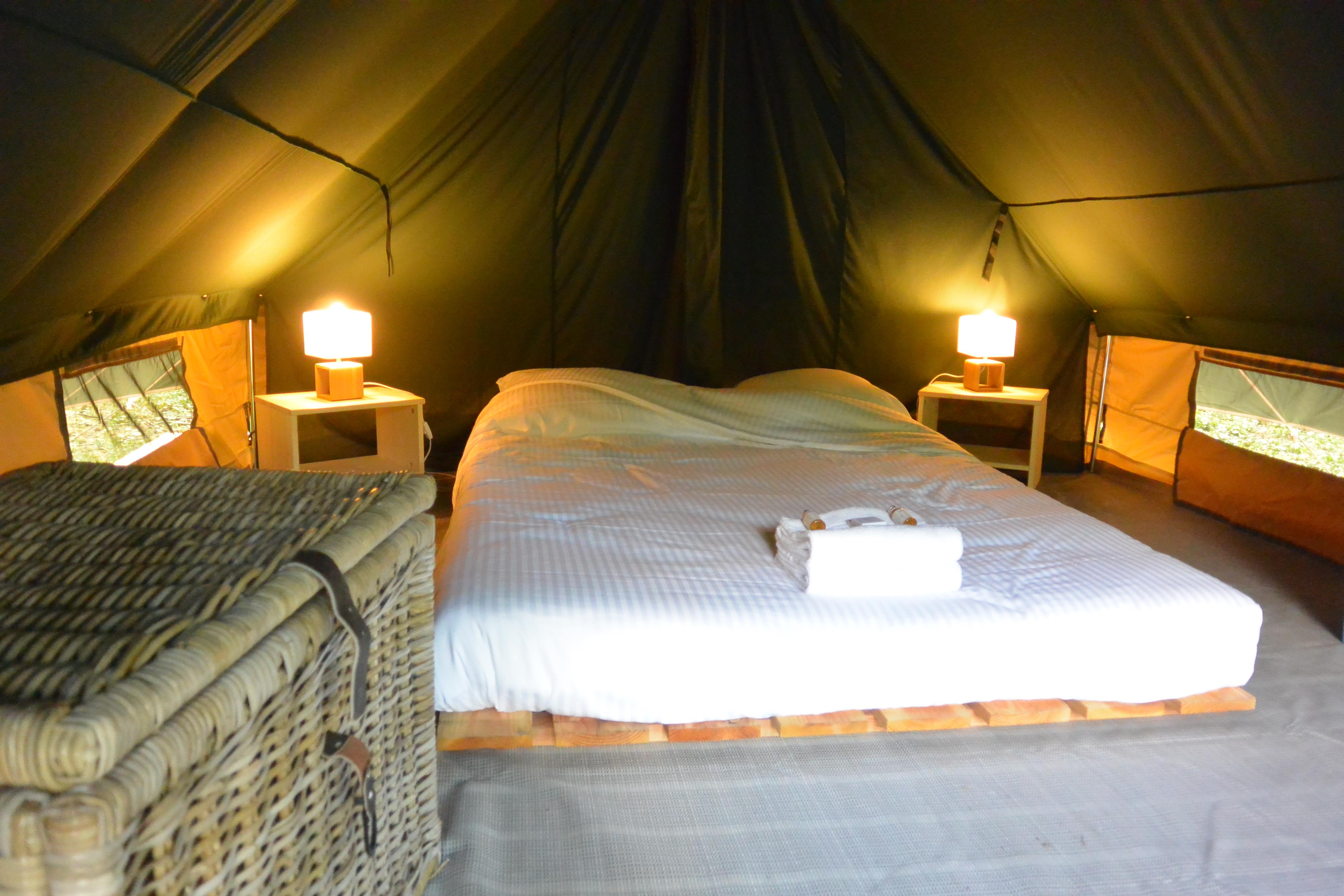 Accommodation - Bonaventure Tent - Village Huttopia Lanmary