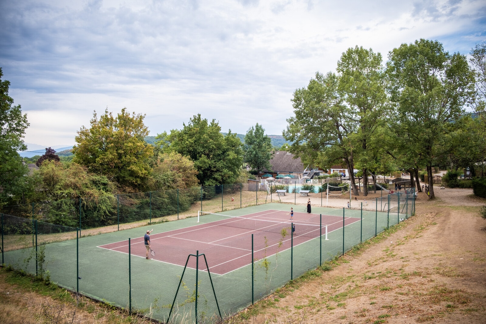 Huttopia Divonne Les Bains — Photo 1