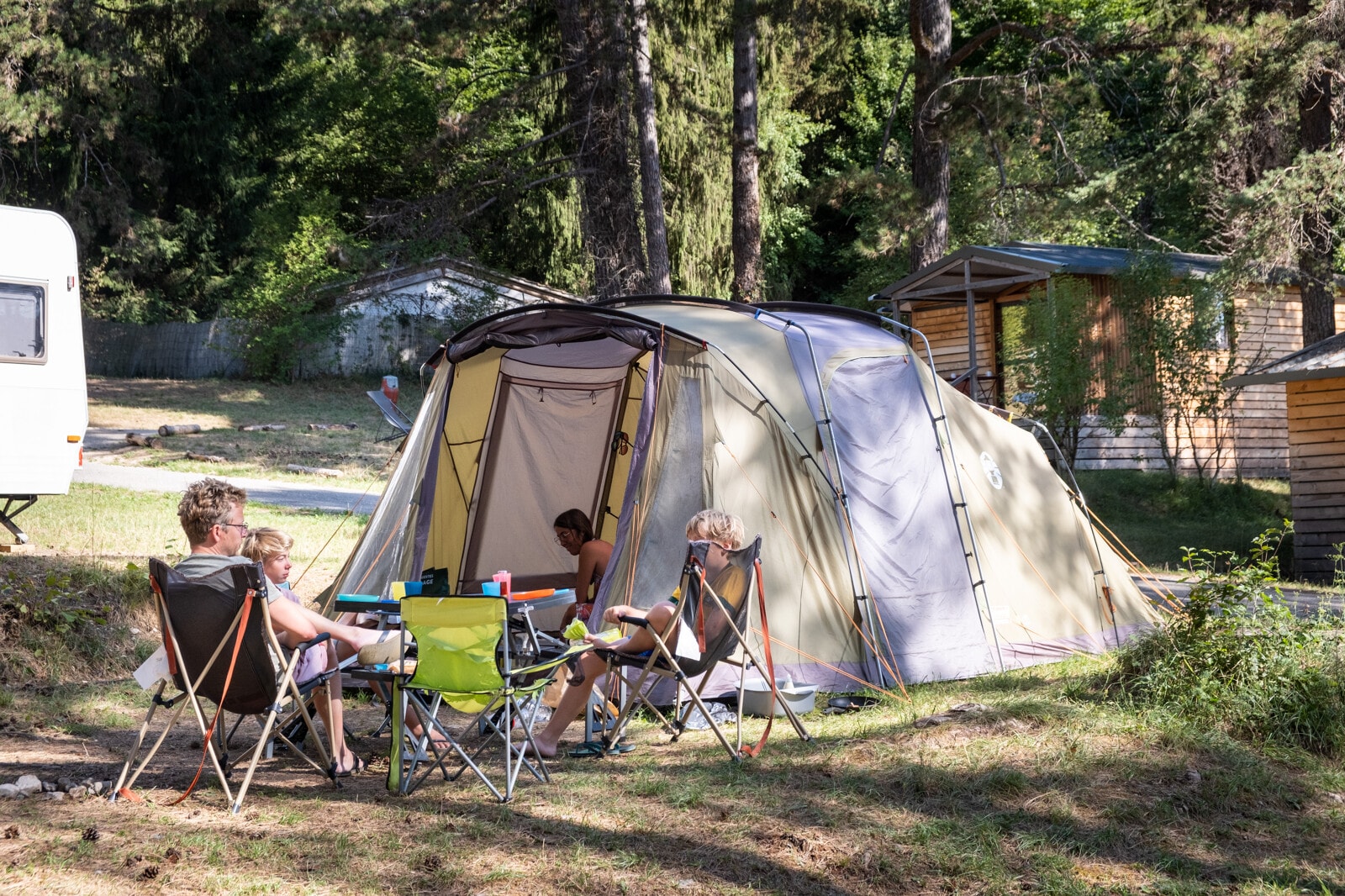 Huttopia Divonne Les Bains — Photo 9
