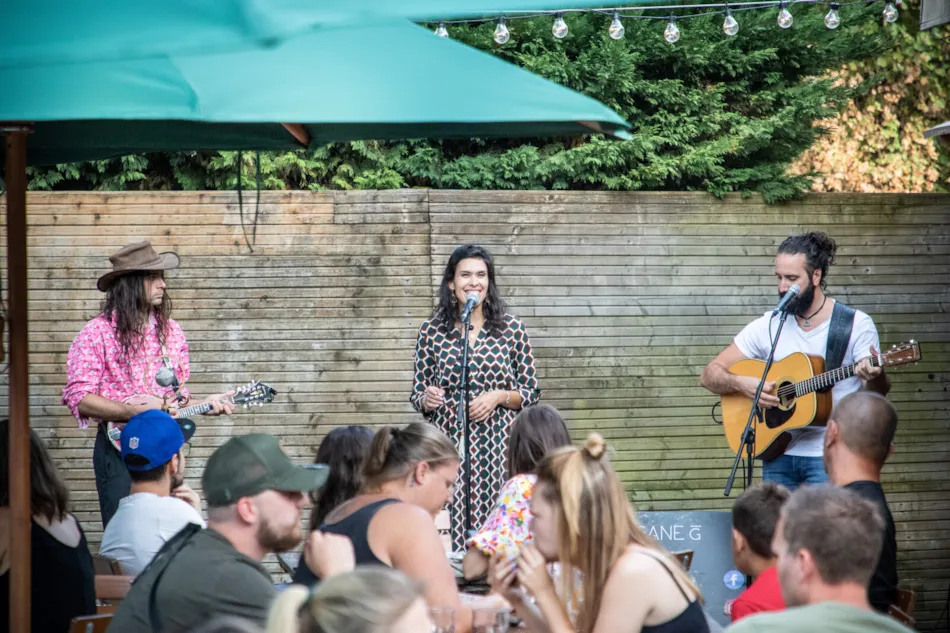 Huttopia Divonne Les Bains