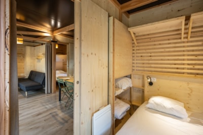Columbia mobile home